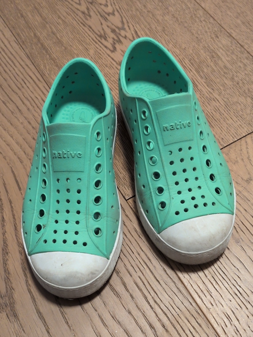 Native Kids Slip-On Size 11 Shoes in Mint